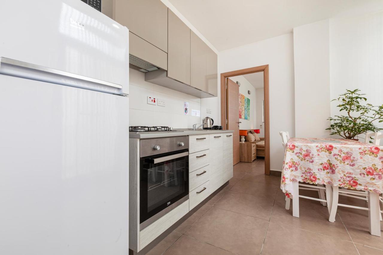 Perfect Seaview Penthouse Apartment St. Paul's Bay Bagian luar foto